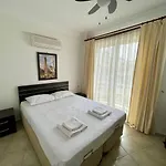 Διαμέρισμα Sunset Club 3 Bedroom *