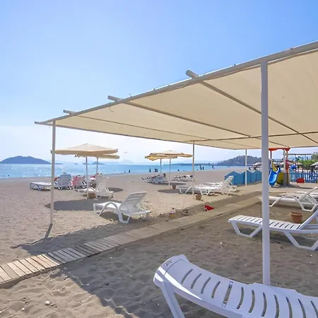 Sunset Club 3 Bedroom דירה *