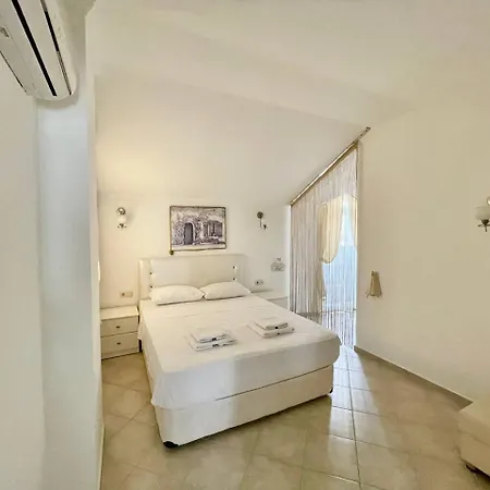 Sunset Club 3 Bedroom Lägenhet Fethiye