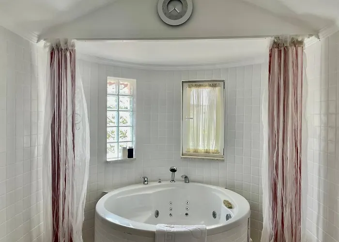 Sunset Club 3 Bedroom *