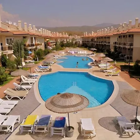 Sunset Club 3 Bedroom Daire *